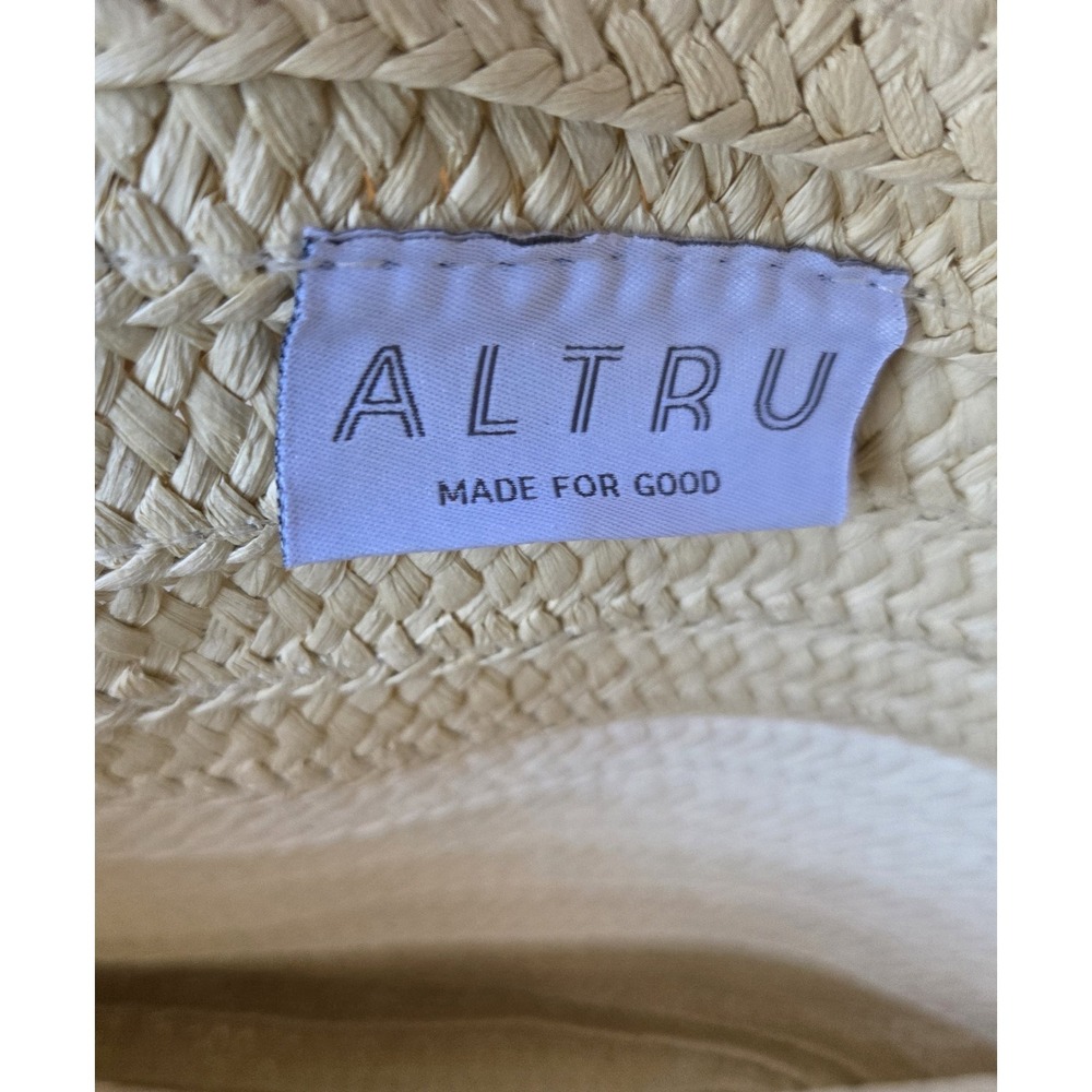 ALTRU Woven Straw Tote Bag/added Charm Tan & Beige~Excellent Pre-owned Condition - Picture 2 of 4